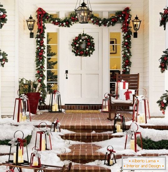 10 idées pour décorer le porche pour Noël