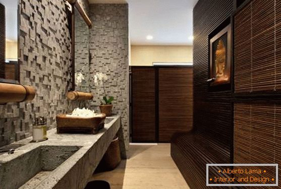 Salle de bain avec des motifs asiatiques et des textures naturelles