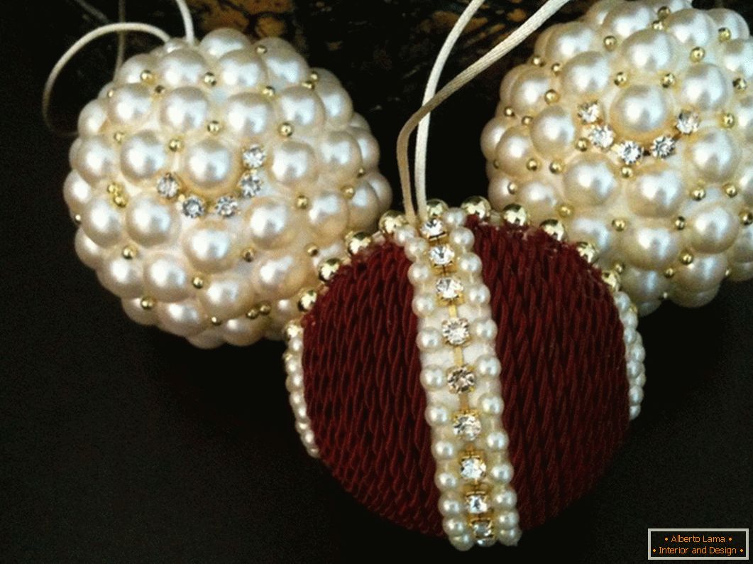 Boules de Noël de perles