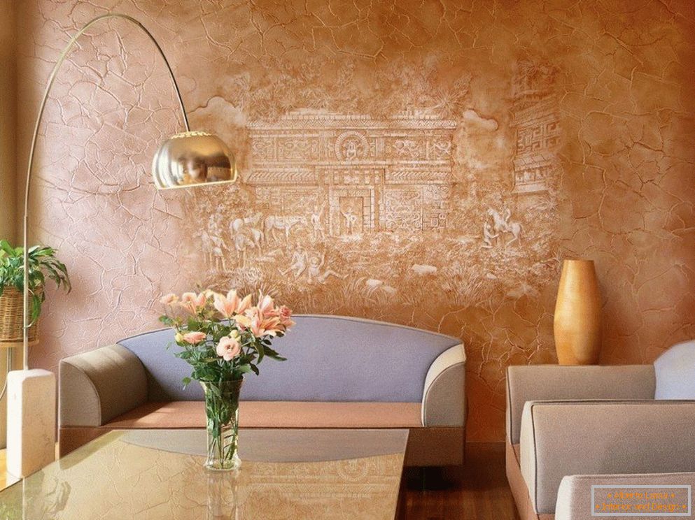 Plâtre décoratif sur le mur du salon