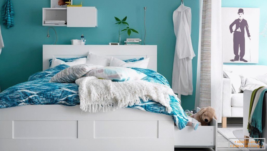 Design de chambre à coucher aux couleurs turquoises