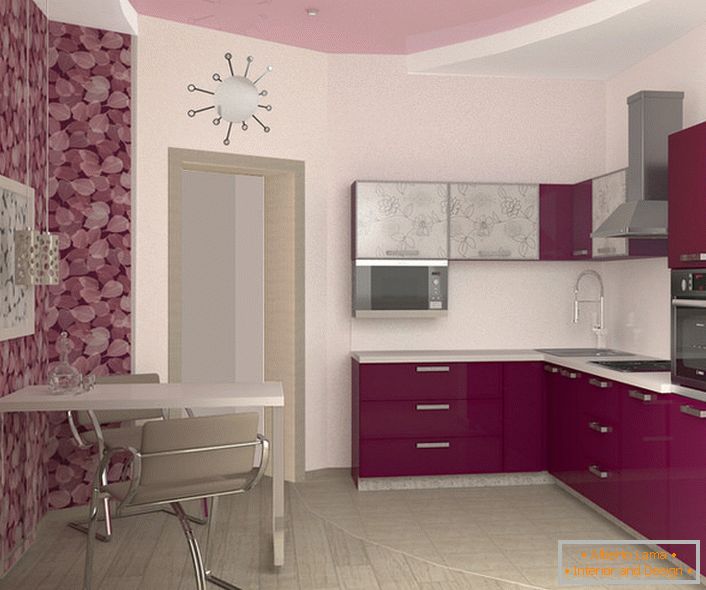 Délicates nuances de violet exquis regard dans la cuisine, dont la superficie est de 12 mètres carrés. Un projet de design classique et assez confortable pour un appartement de ville ordinaire.