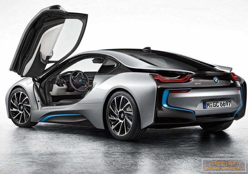 BMW série i8 version вид сзади