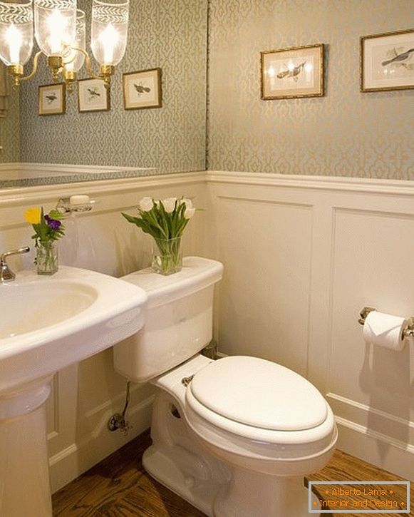 Salle de bain dans un style classique