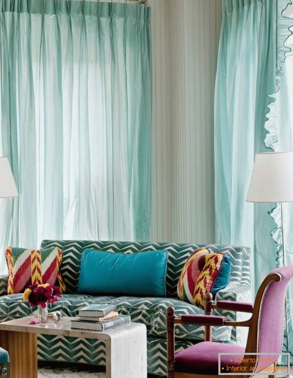 Salon moderne de couleur turquoise