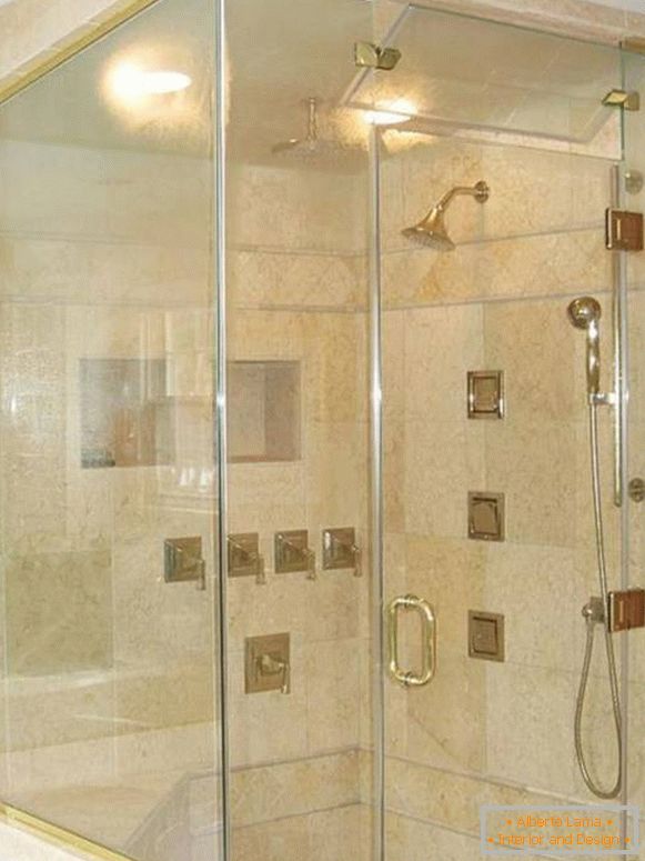 Comment faire une douche à la vapeur