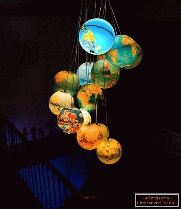 Idées pour une maison de choses inutiles - lampe de lustre de globes