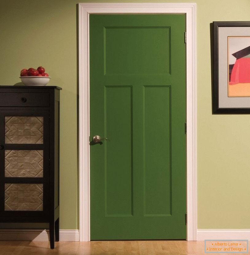 La porte verte dans la chambre