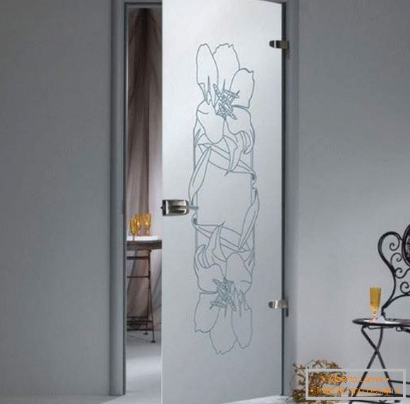 Porte intérieure en verre Swing avec un motif de fleurs