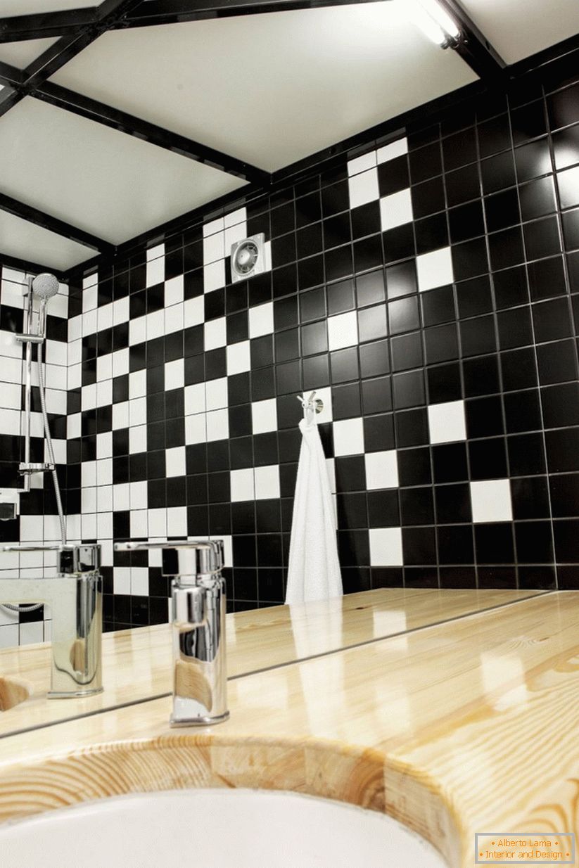 Salle de bain d'un studio insolite en Pologne