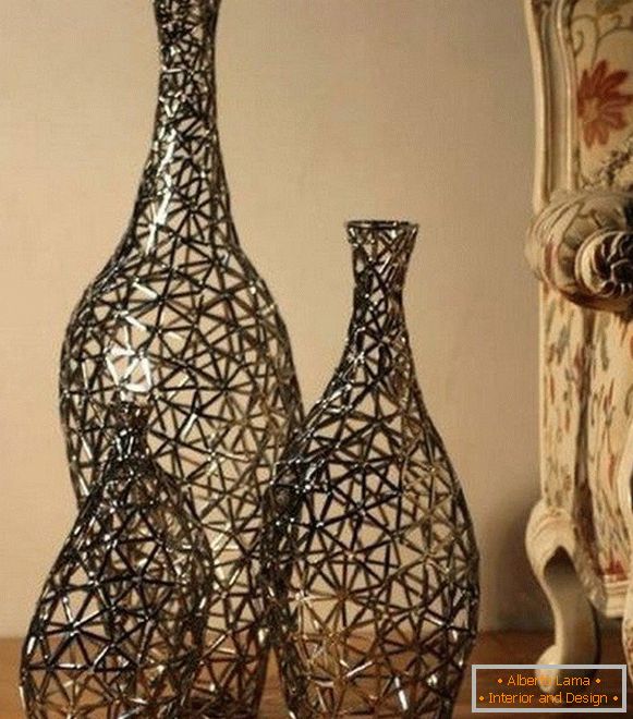 Vases en osier décoratifs