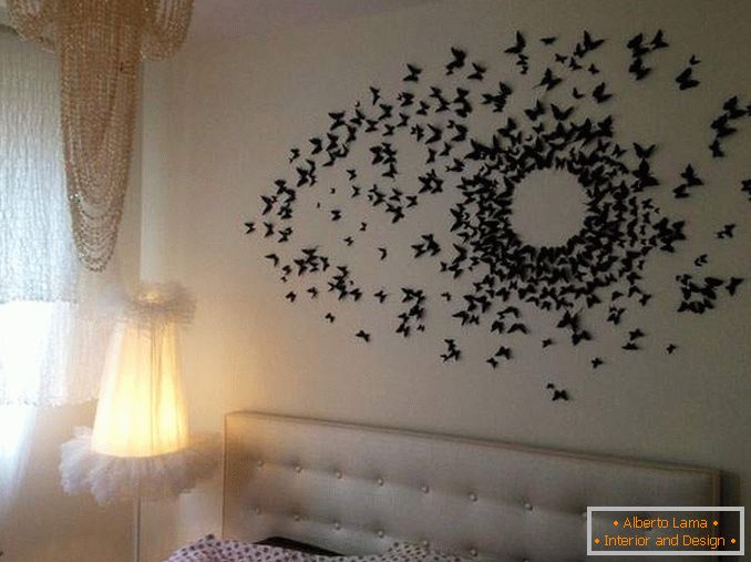 Décorez les papillons sur le mur avec leurs propres mains - photo dans la chambre