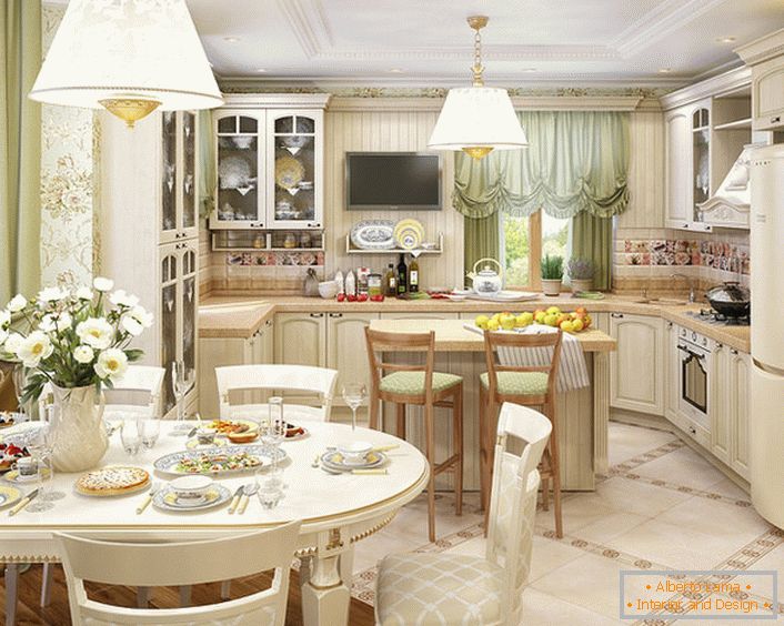 La cuisine, organisée dans le style du pays pays, est combinée avec le salon. La disposition correcte des accents légers et décoratifs rend la pièce attrayante et raffinée.