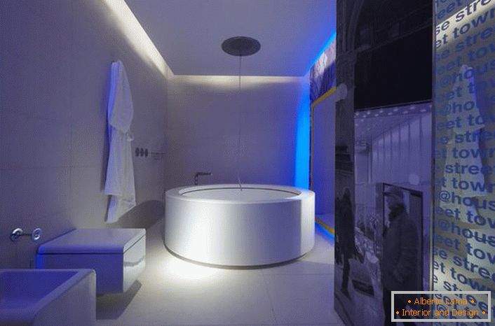 Une version classique du génie sanitaire pour une salle de bain dans le style de la haute technologie.
