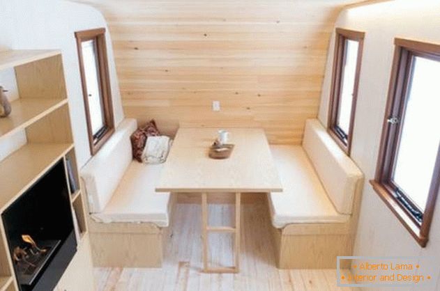 Mini-maison confortable: une photo de l'Ontario - décoration en bois
