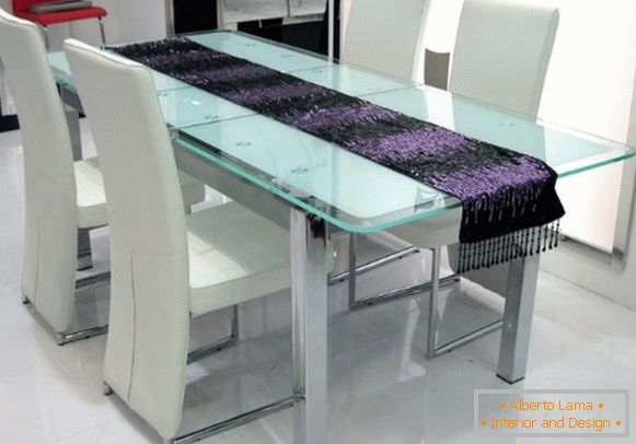 table pliante en verre с металлическими ножками