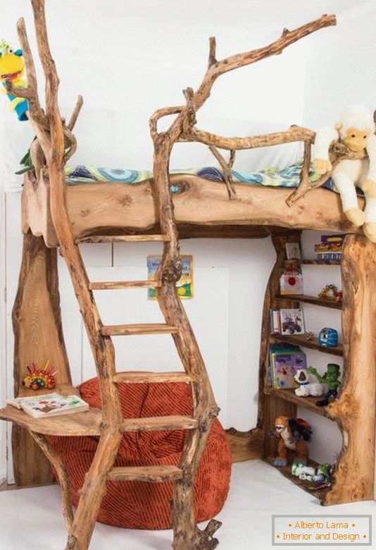 Meubles pour enfants faits maison en bois