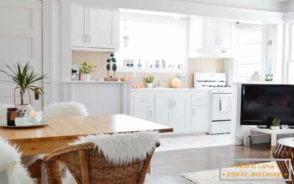 Conception de la cuisine dans une maison privée avec vos propres mains - l'idée de combiner avec le salon