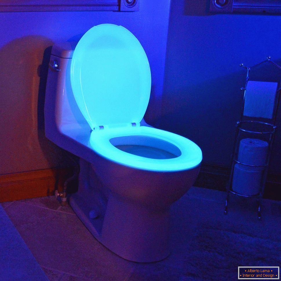 Toilette avec lumière