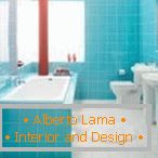 La combinaison de couleurs chaudes et froides dans le design de la salle de bain
