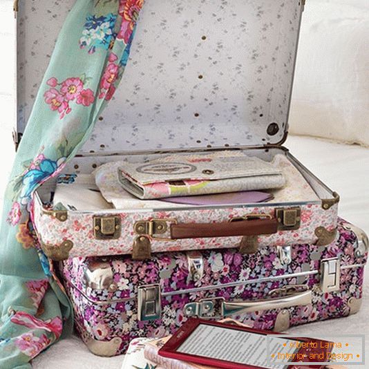 Belle valise stylisée