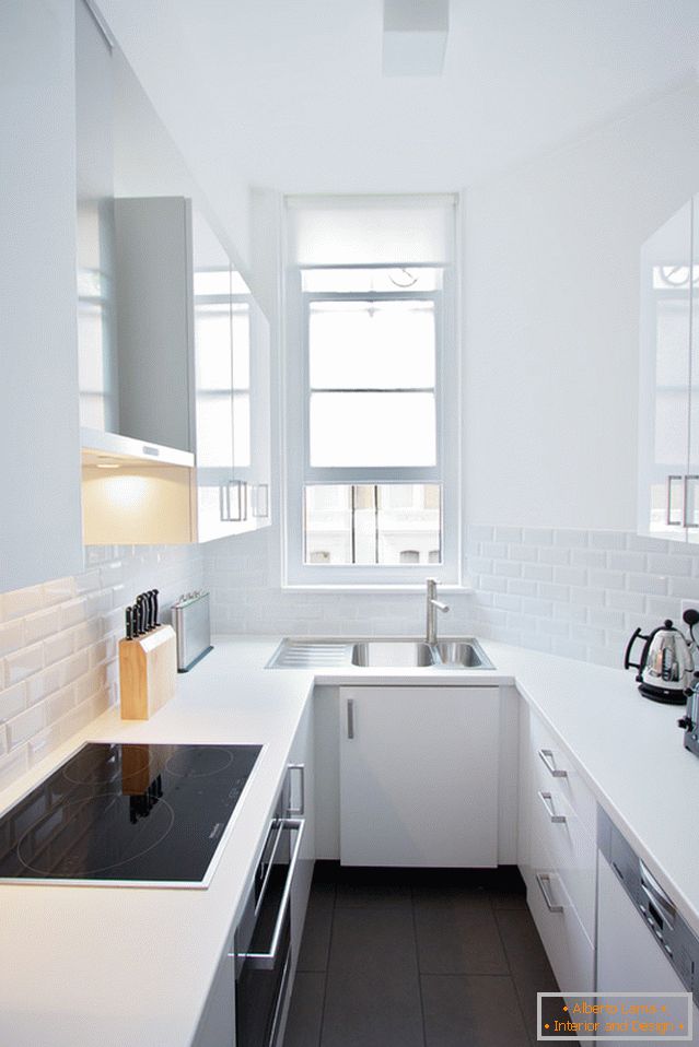 Augmenter l'espace de la cuisine dans le style du minimalisme