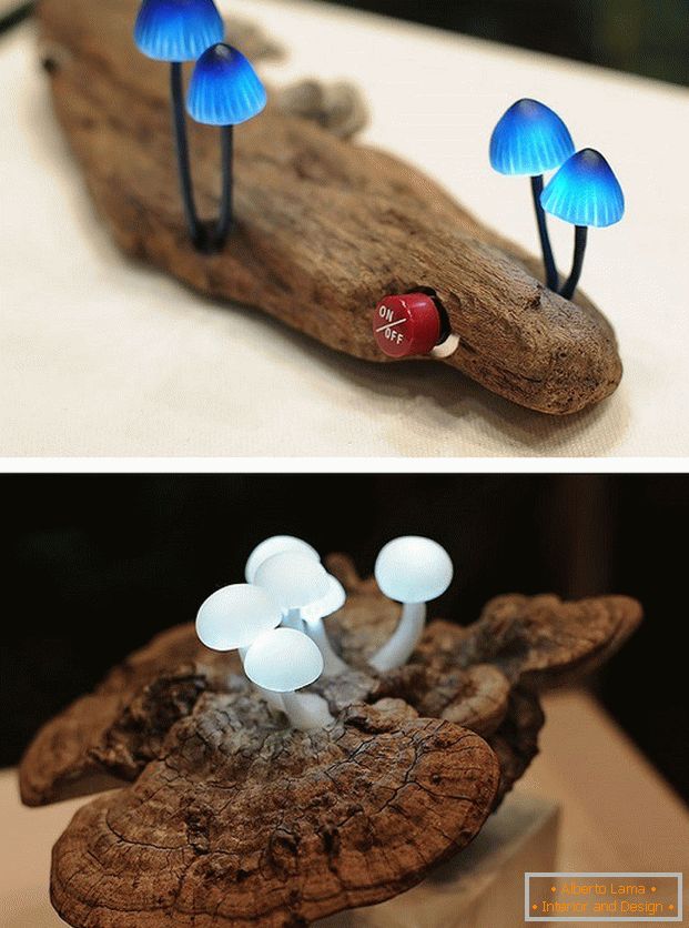 Lampe à LED en forme de champignons sur un morceau de bois