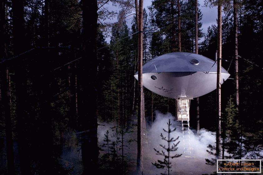 UFO Treehouse (Suède)