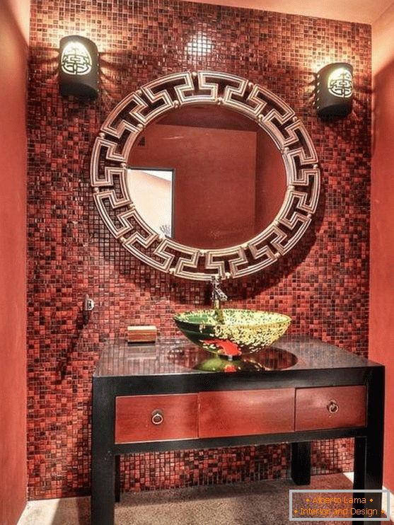 Couleur rouge de la salle de bain dans le style chinois