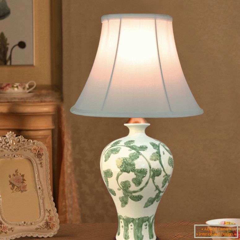 Style européen-110-en-220-dans-la-source-tissu-abat-lampe-céramique-chambre-porcelaine-lampe de table