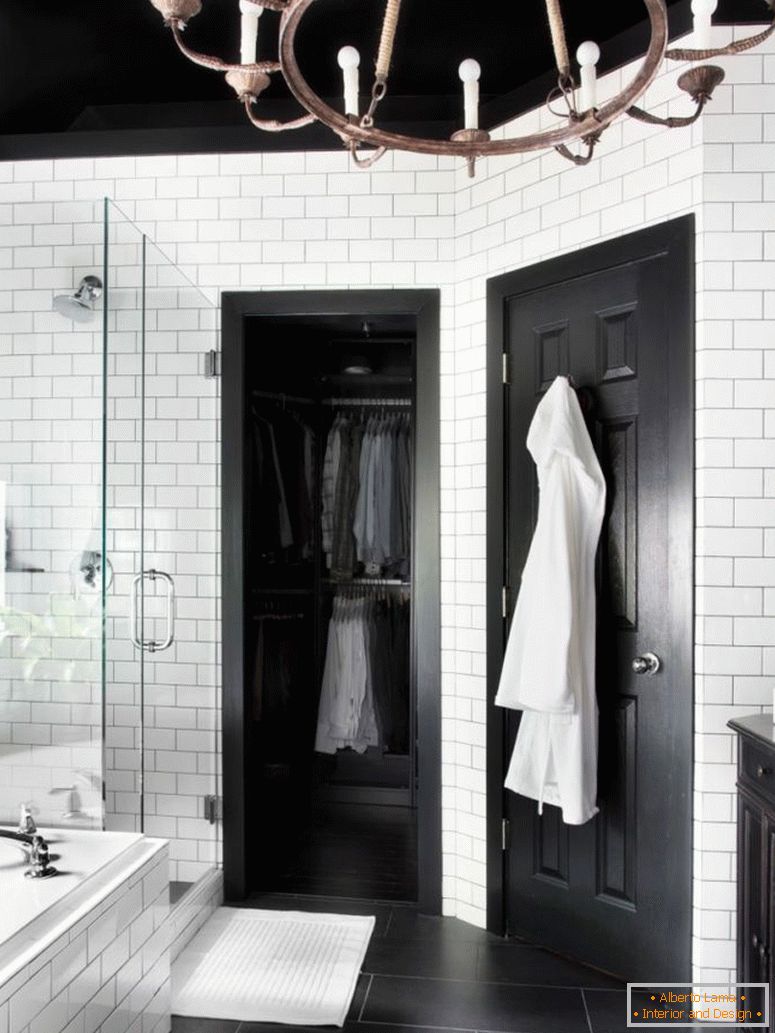 original_bpf-black-white-une baignoireroom-beauty3_v-jpg-rend-hgtvcom-966-1288