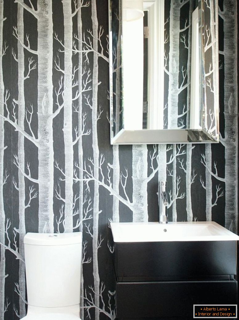 noir-et-blanc-papier peint-salle-de-douche-via-hgtv