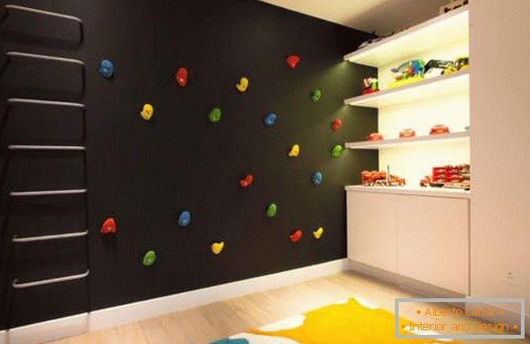 Une combinaison inhabituelle de couleurs à l'intérieur de la chambre des enfants