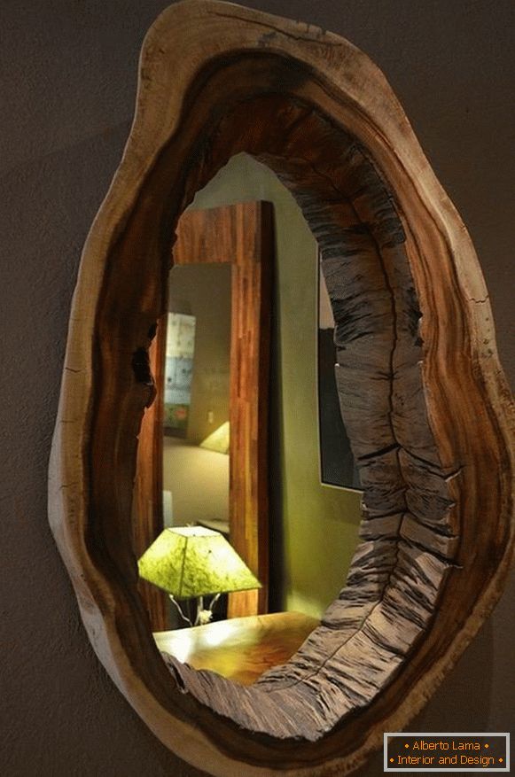 Cadre de miroir en bois