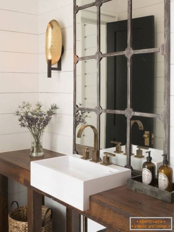 Comment décorer un miroir dans la salle de bain avec vos mains un cadre de la fenêtre