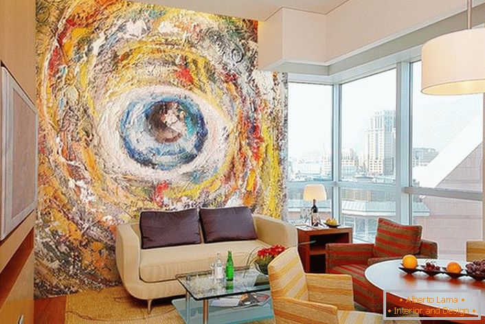 La peinture décorative à l'intérieur ajoutera de l'élégance à l'intérieur de votre appartement.