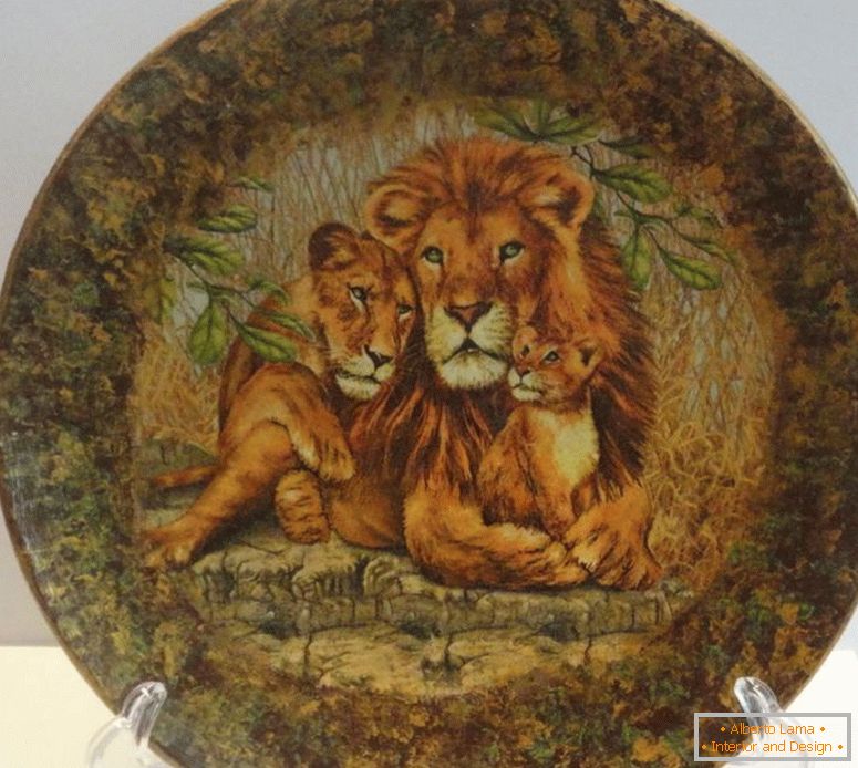 ф5ё449185а52118 ечфа2298ф707ы-vaisselle-assiette décorative-lion-famille