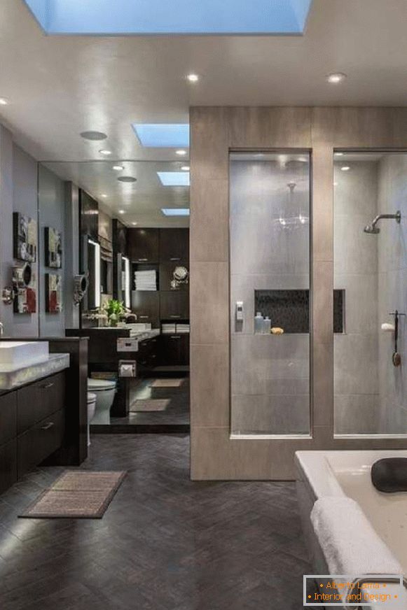 salle de bain design avec un grand miroir, photo 39