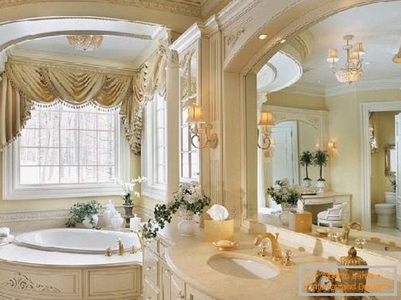 conception d'une grande salle de bain dans une maison privée, photo 40