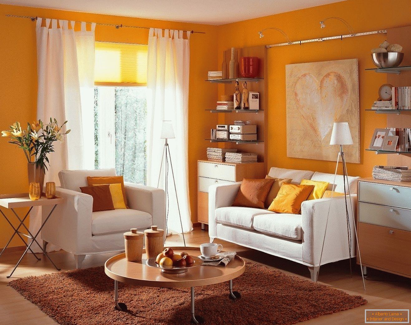 Salon avec murs orange