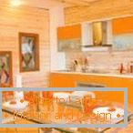 Combinaison d'orange et de bois dans la cuisine