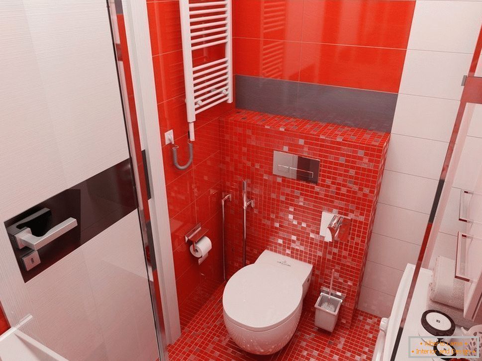 Tuile rouge dans la salle de bain