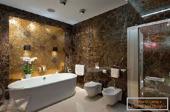 conception d'une petite salle de bain combinée avec des toilettes, photo 33