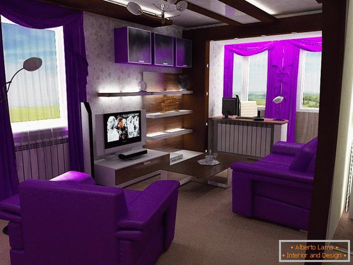 Les accents brillants de violet juteux rendent le salon dans le style Art Nouveau vraiment exclusif.