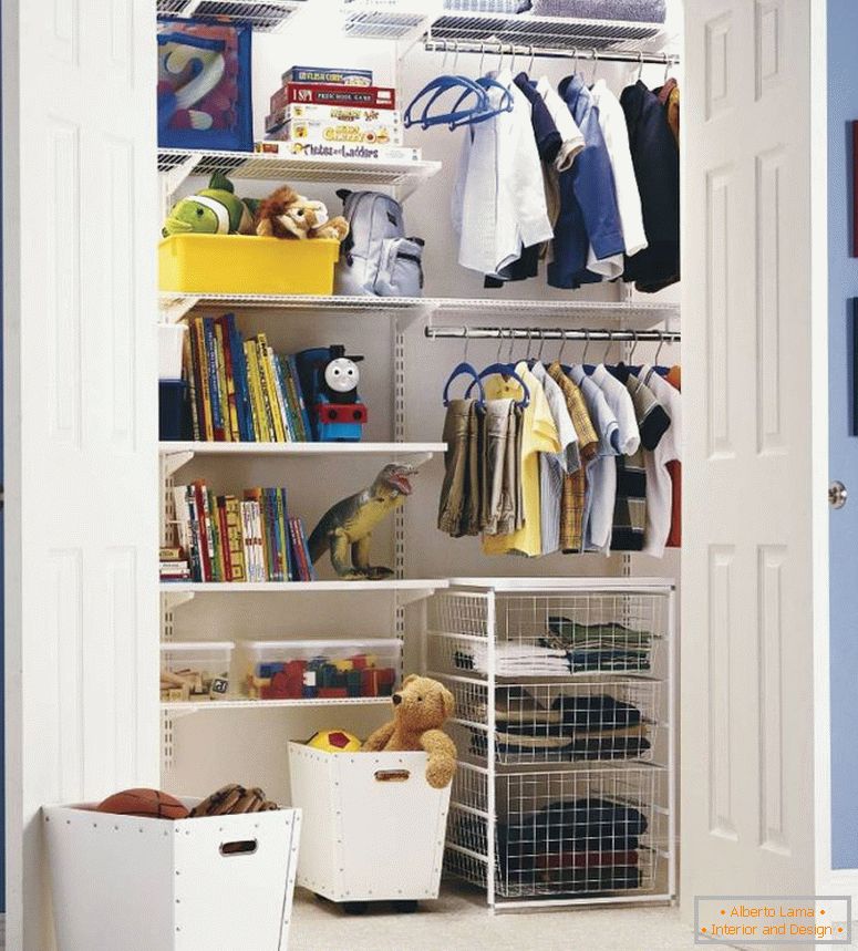 Armoire 2 m2 m. - une photo d'options de design