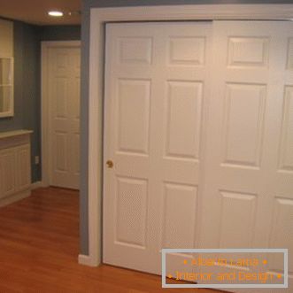 Armoire 2 m2 m. - une photo d'options de design