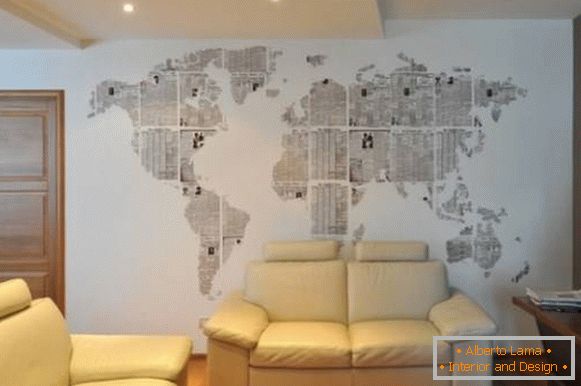 Carte du monde sur le mur avec vos propres mains