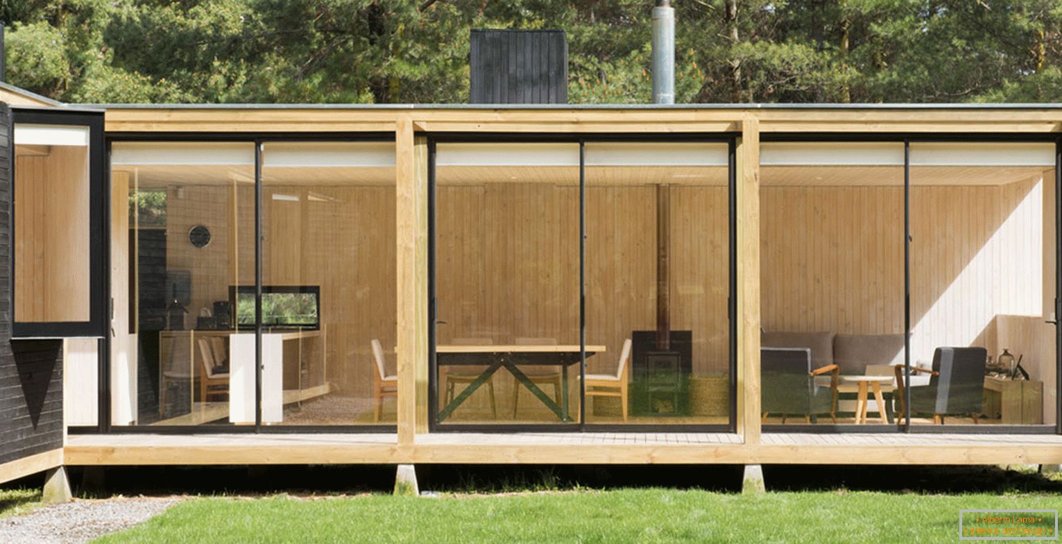 Façade d'une maison modulaire en bois