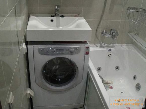 salle de bains design avec machine à laver, photo 1