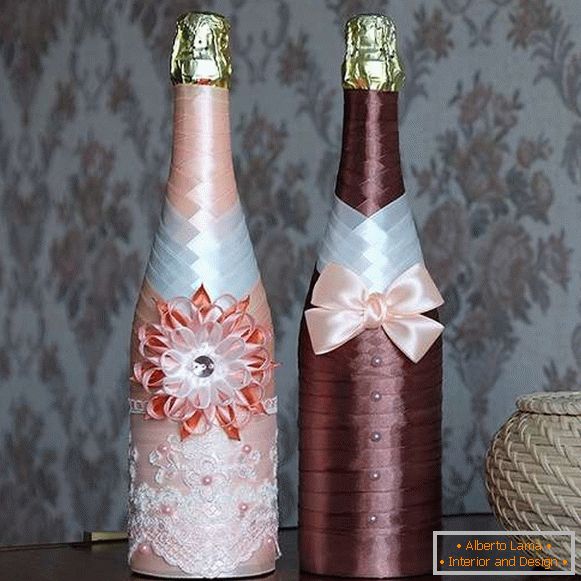 Comment décorer une bouteille de champagne de vos propres mains pour les rubans du 8 mars